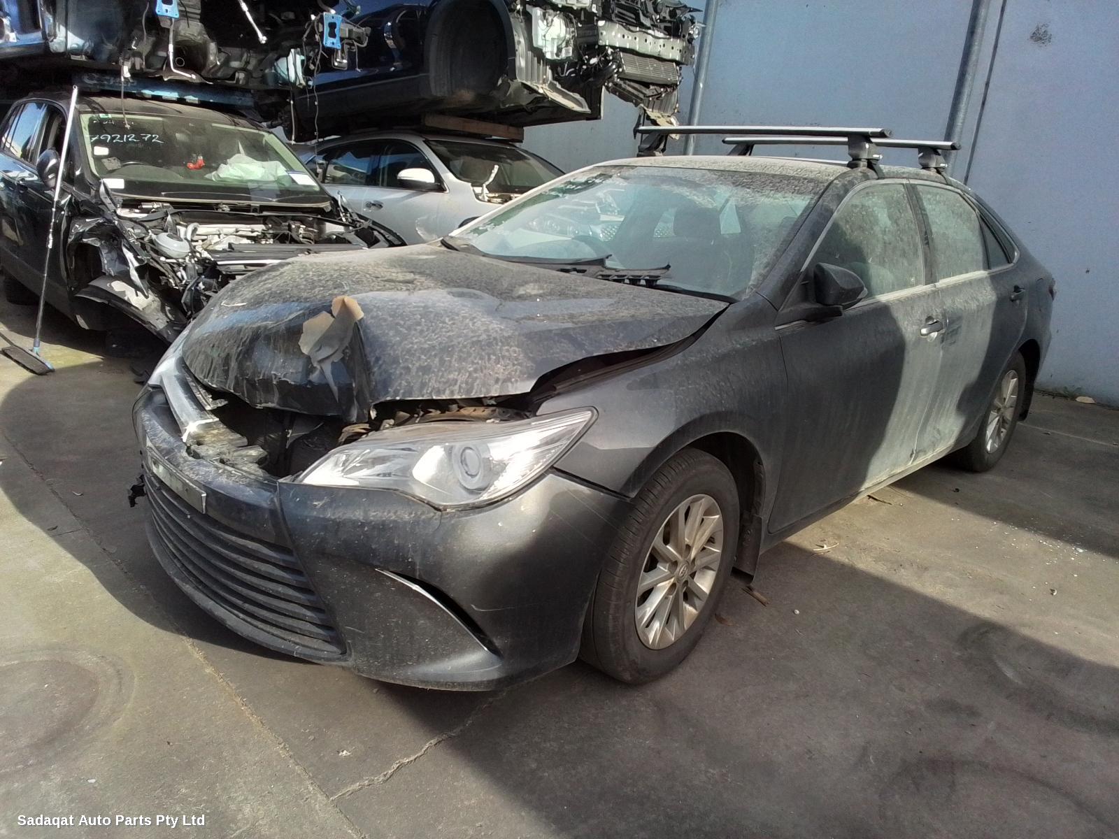 Toyota Camry Left Door Mirror