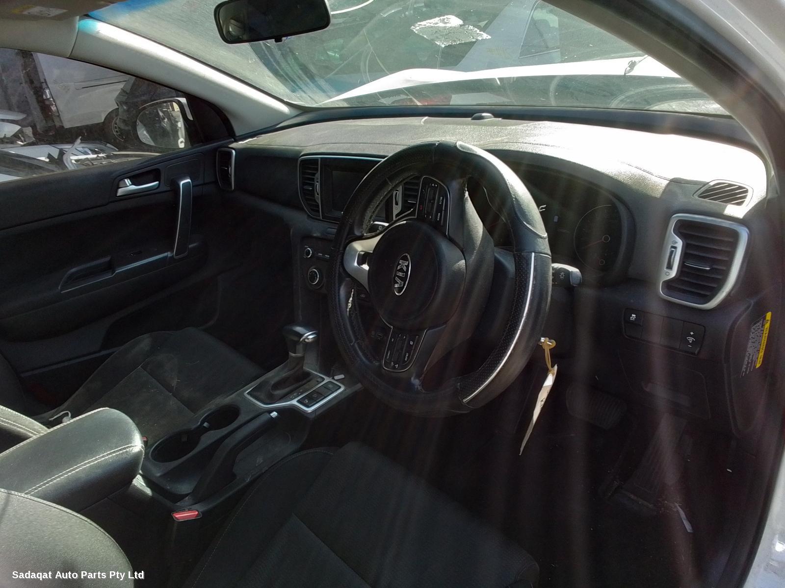 Kia Sportage Glove Box