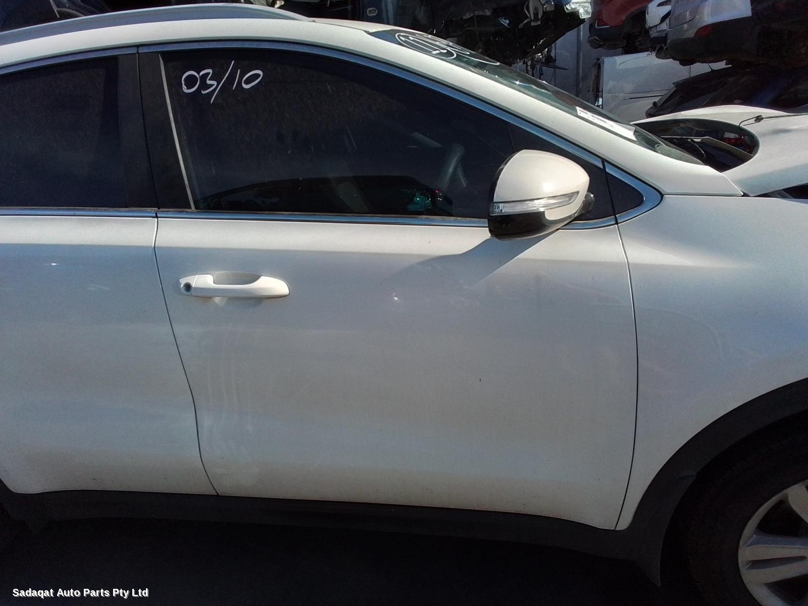 Kia Sportage Glove Box