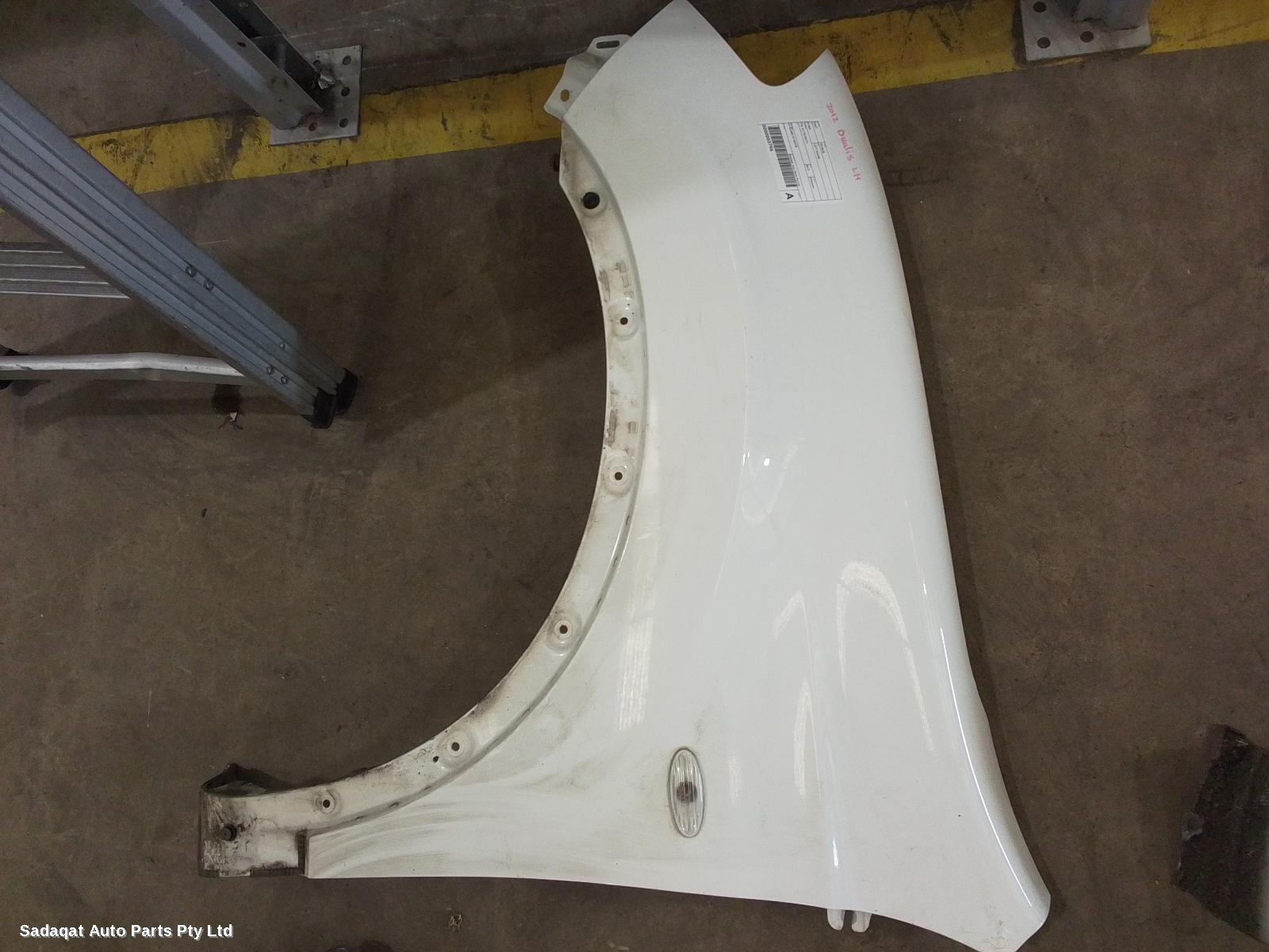 Nissan Dualis Left Guard