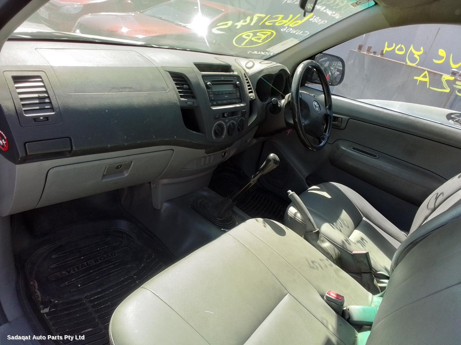 Toyota Hilux Right Front Door Window