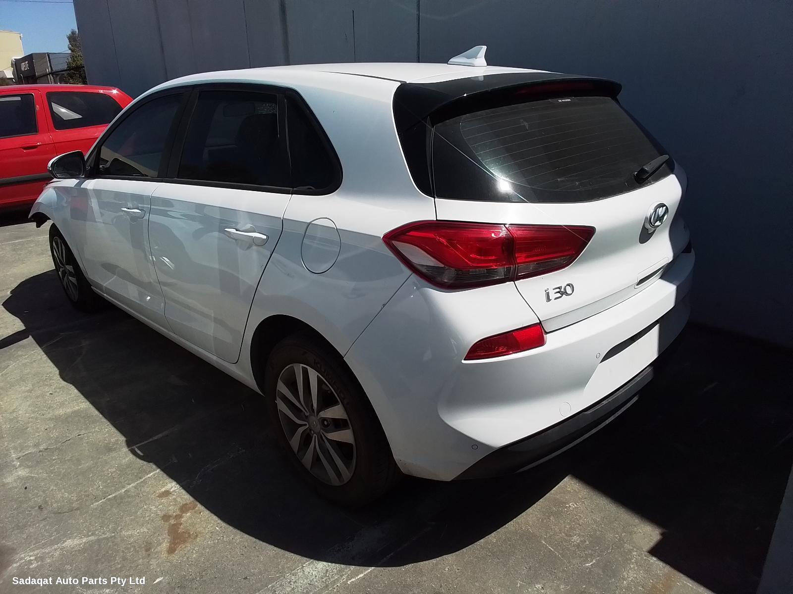 Hyundai I30 Right Door Mirror