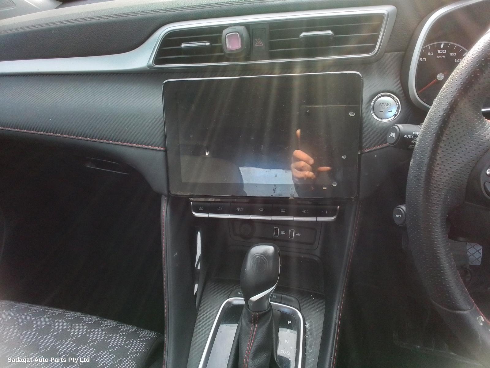 Mg Zs Left Front Door