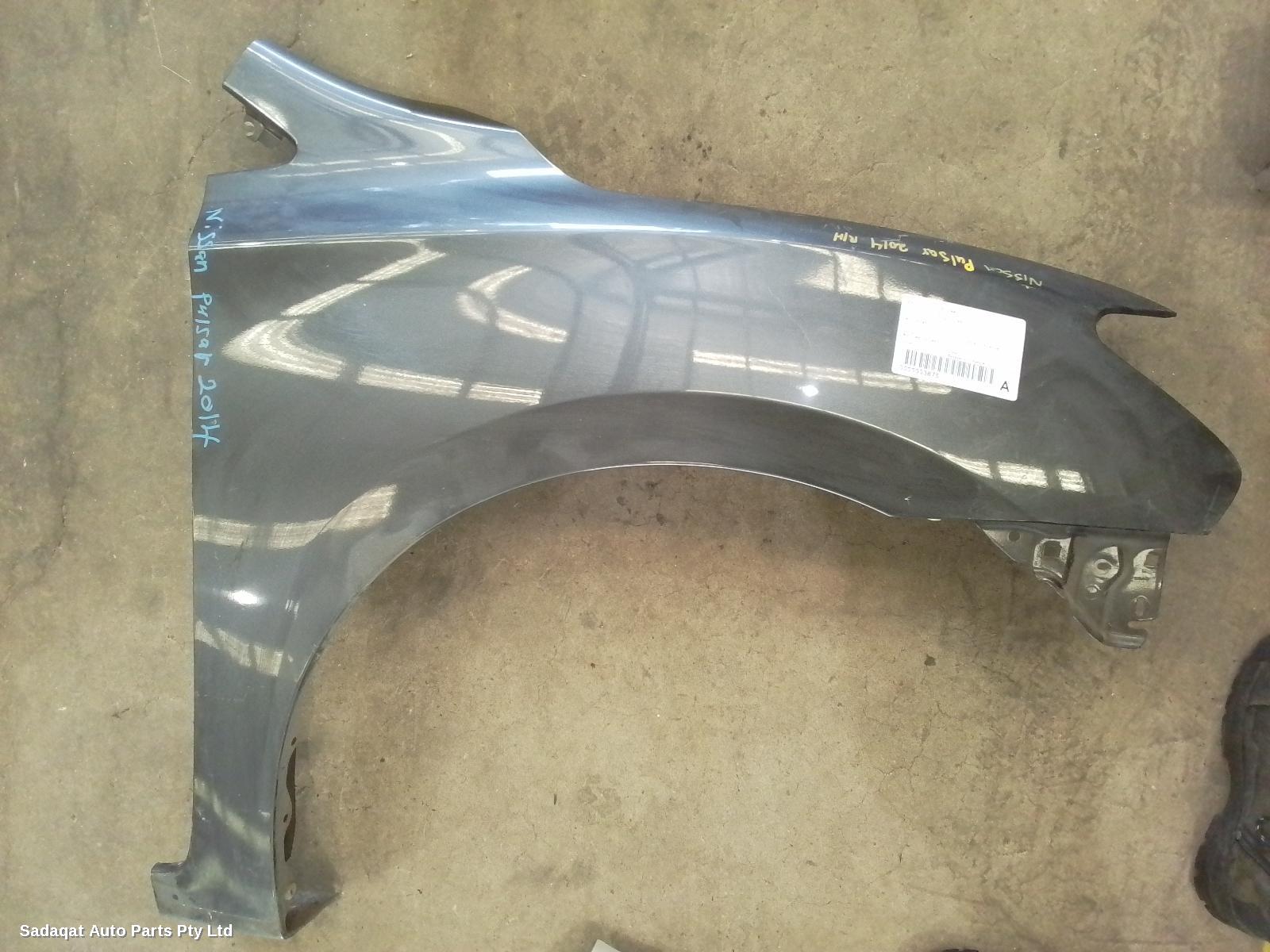 Nissan Pulsar Right Guard