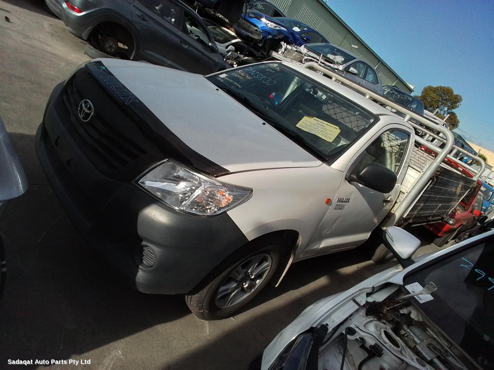 Toyota Hilux Right Front Door Window