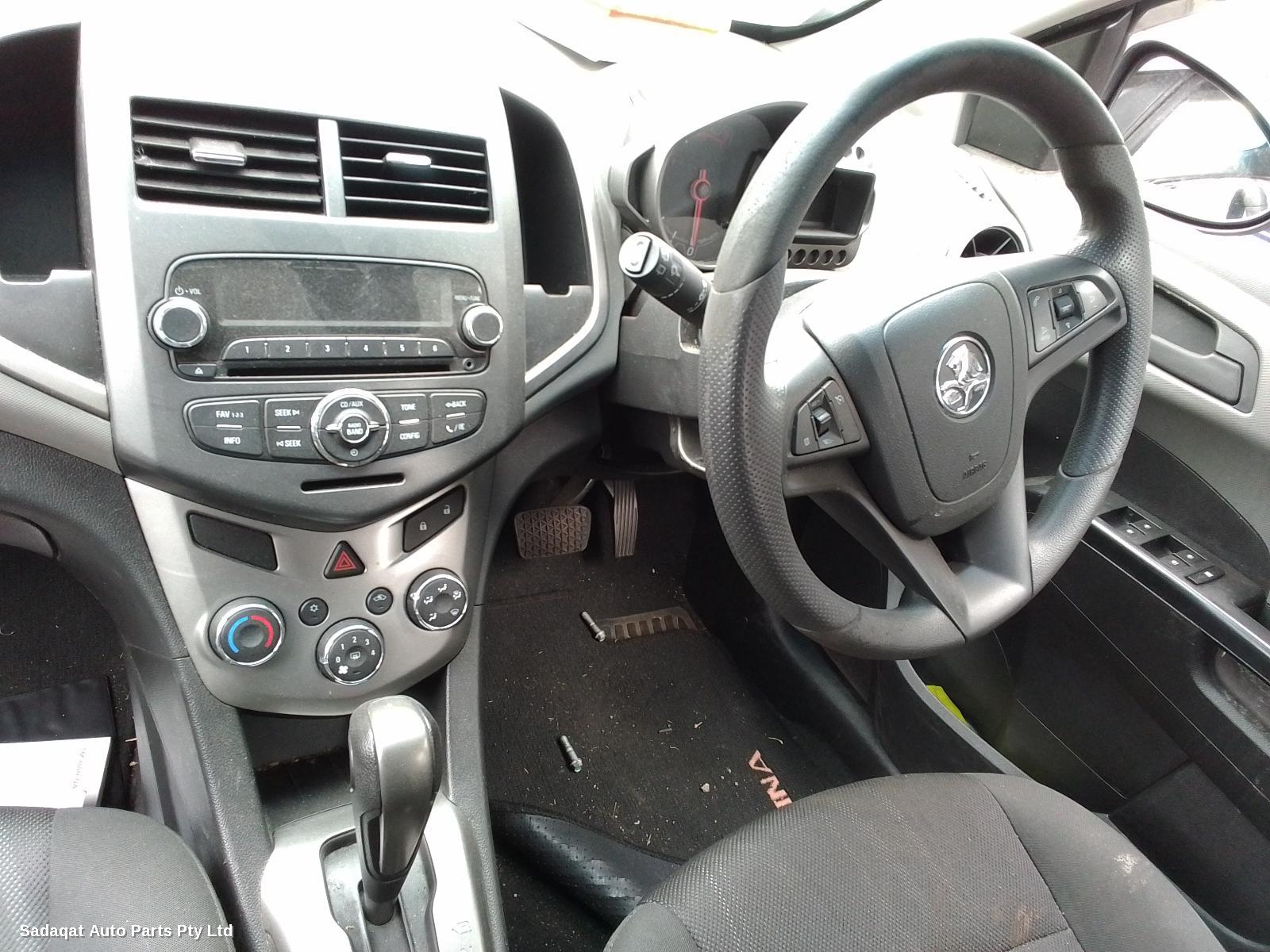 Holden Barina Bonnet Hinge/strut