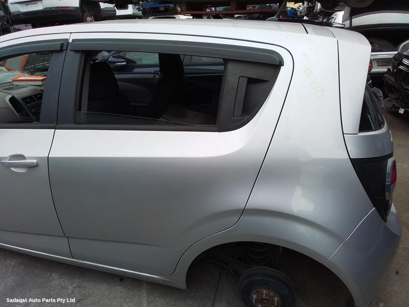 Holden Barina Bonnet Hinge/strut