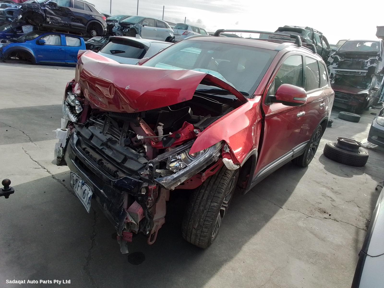 Mitsubishi Outlander Rear Garnish