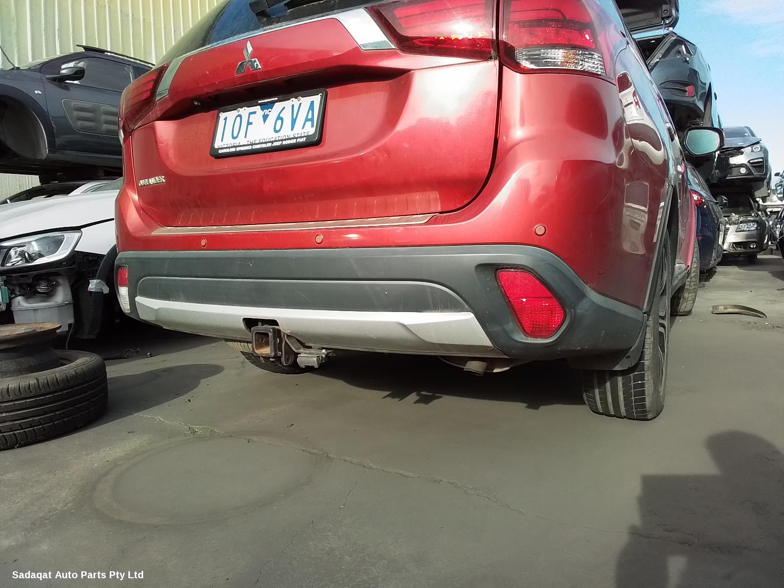 Mitsubishi Outlander Rear Garnish