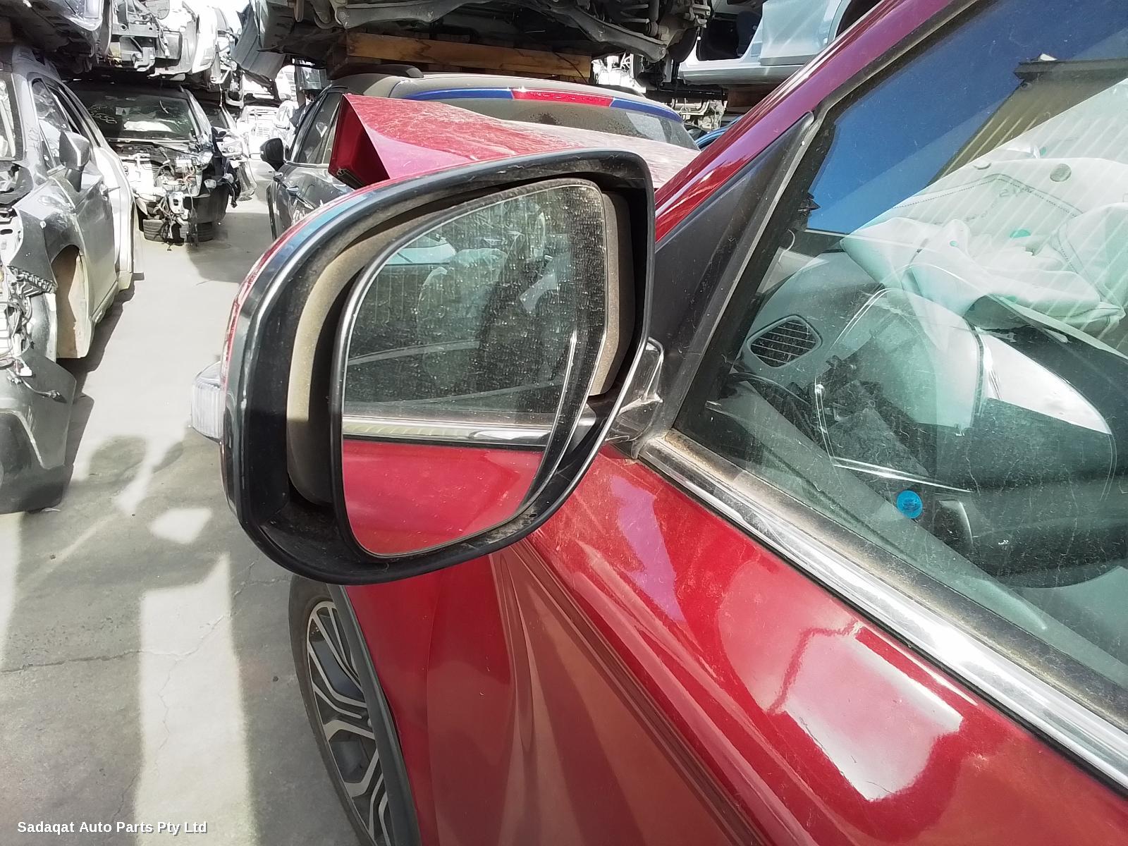 Mitsubishi Outlander Rear Garnish