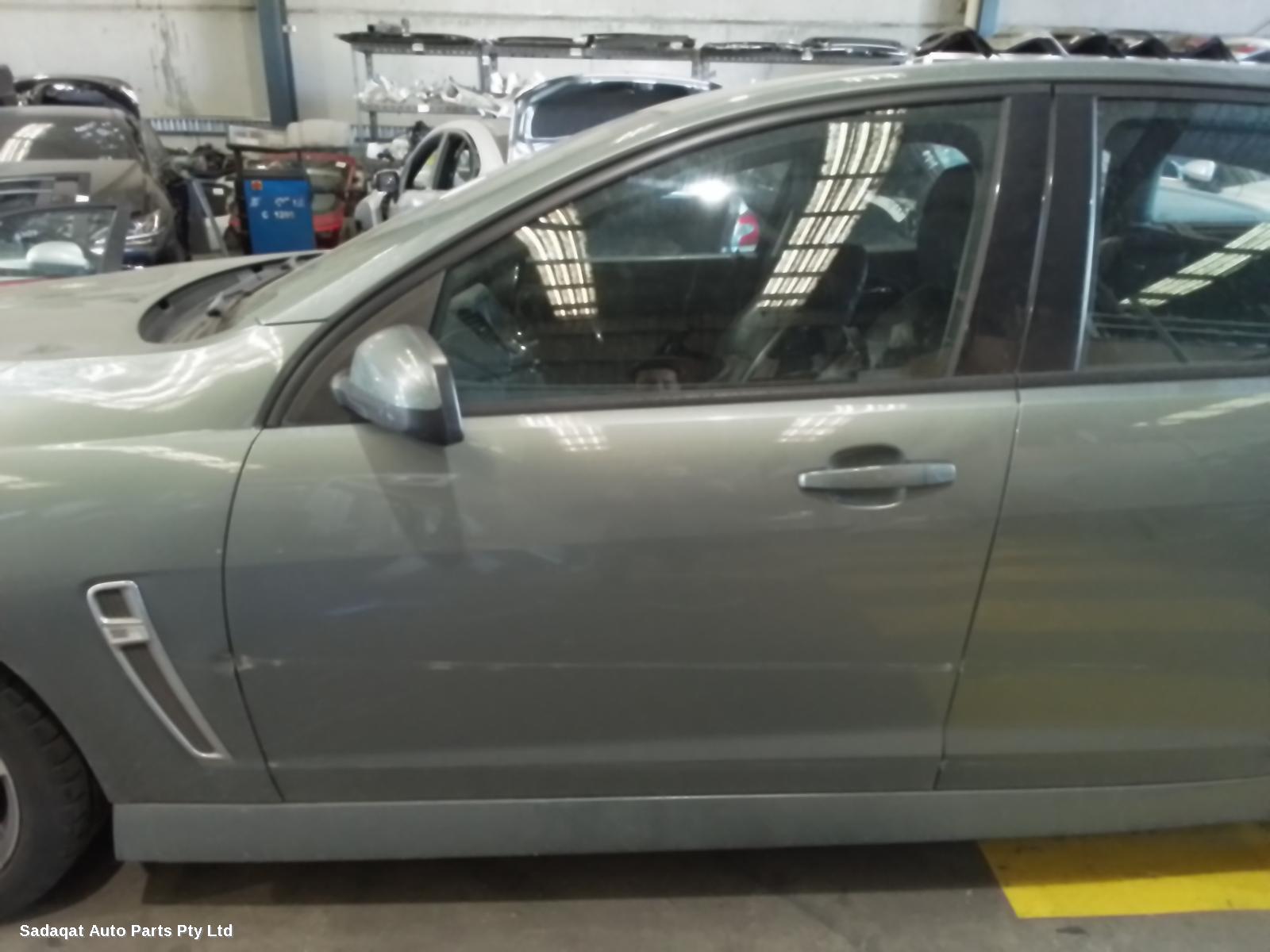 Holden Commodore Right Front Hub Assembly