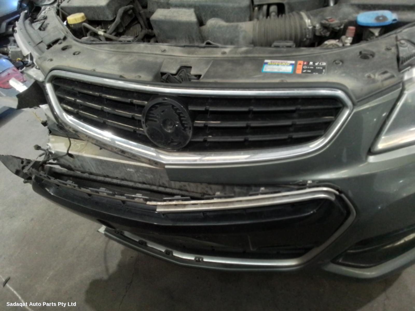 Holden Commodore Right Front Hub Assembly