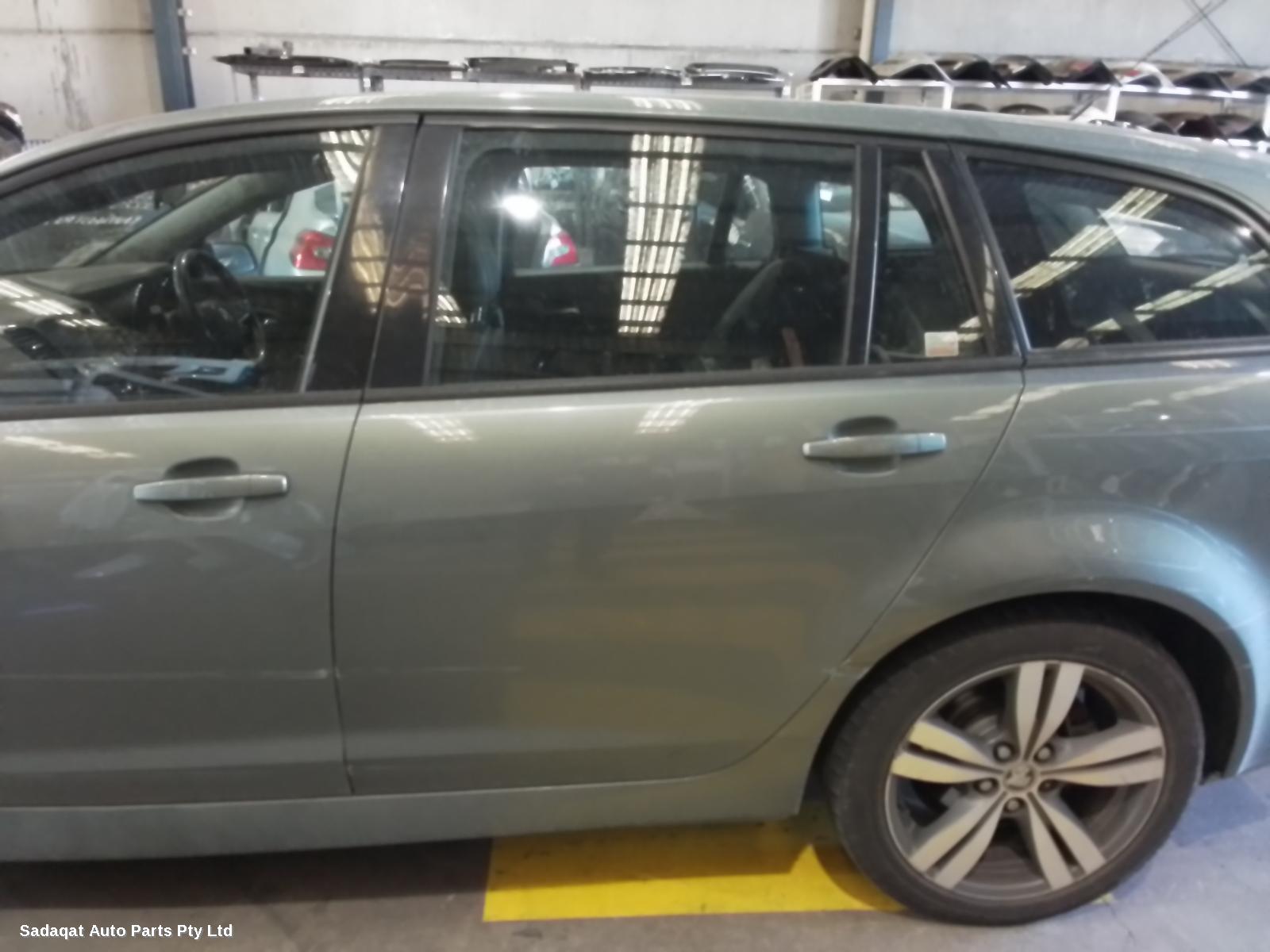 Holden Commodore Right Front Hub Assembly