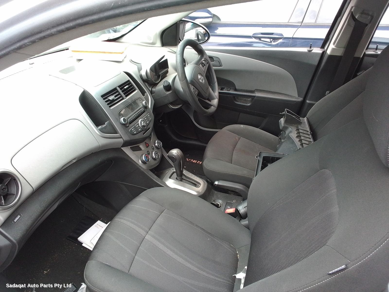 Holden Barina Bonnet Hinge/strut