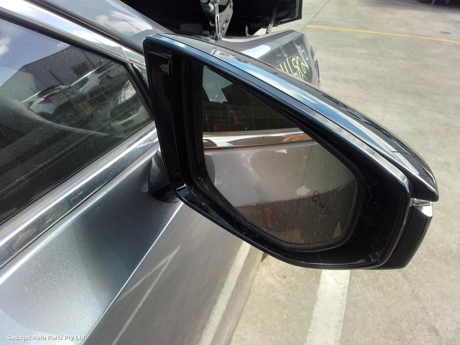 Lexus Es Series (13-) Left Door Mirror