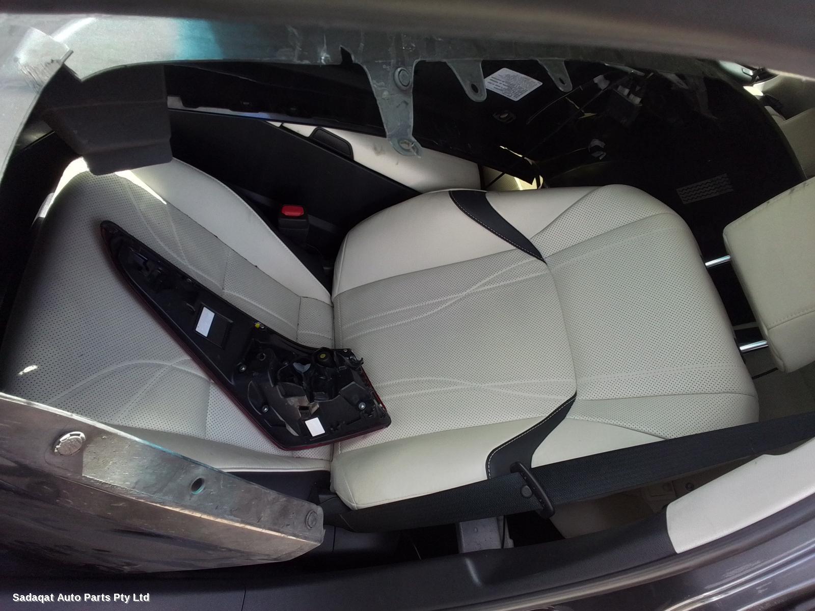 Lexus Es Series (13-) Left Door Mirror