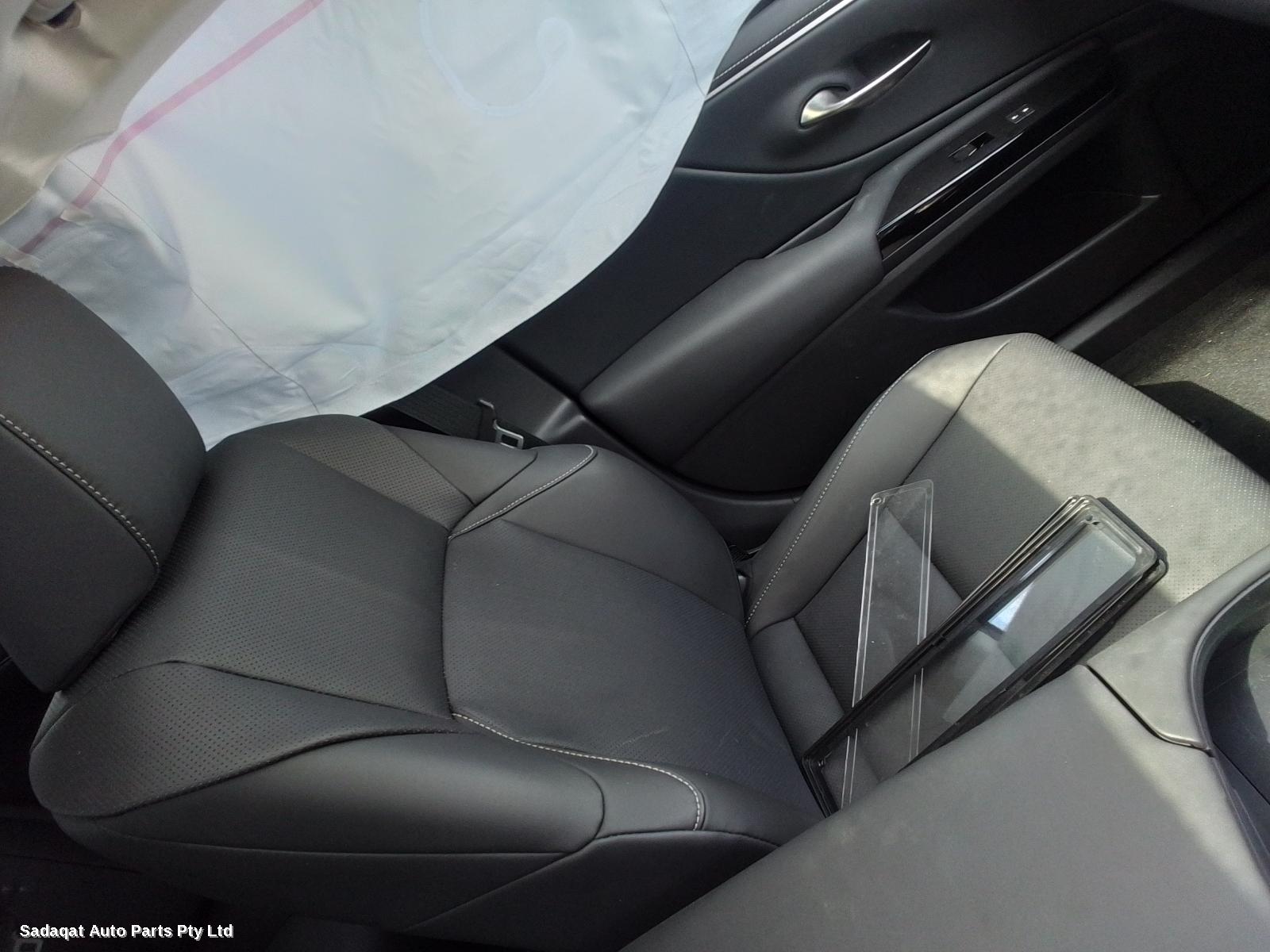 Lexus Es Series (13-) Left Door Mirror