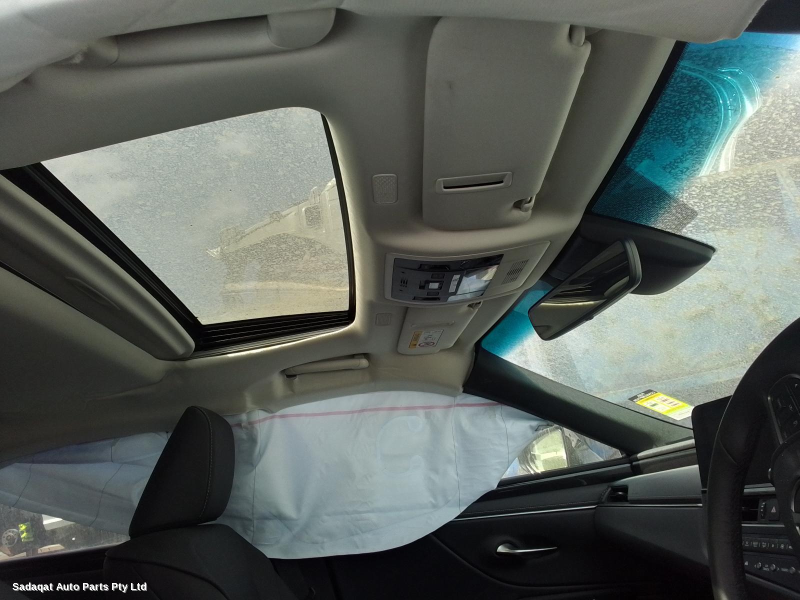 Lexus Es Series (13-) Left Door Mirror