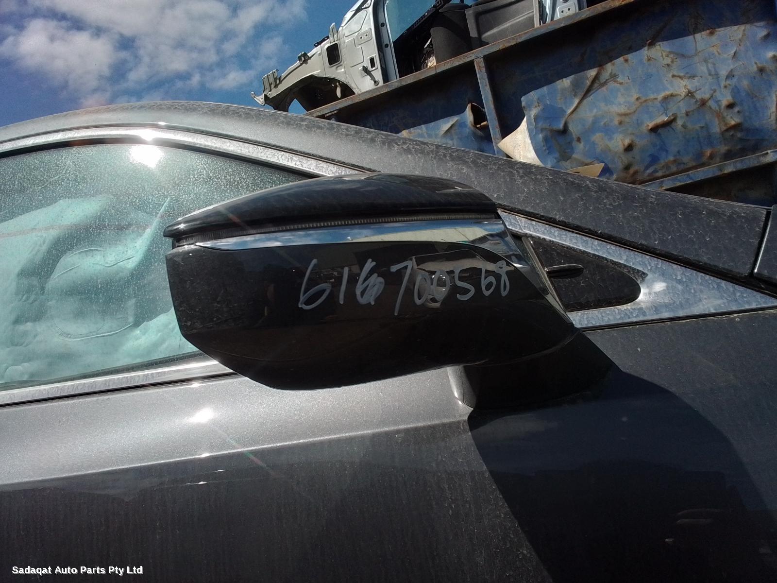 Lexus Es Series (13-) Left Door Mirror