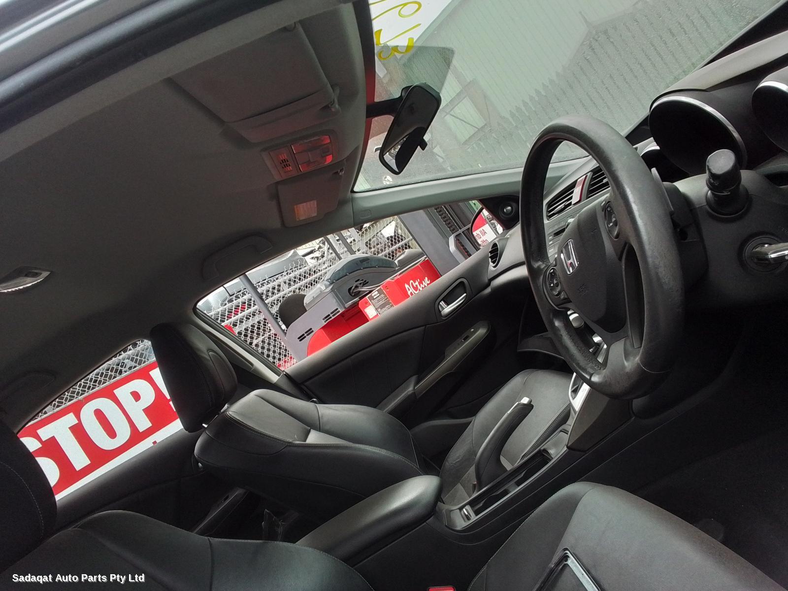 Honda Civic Left Guard