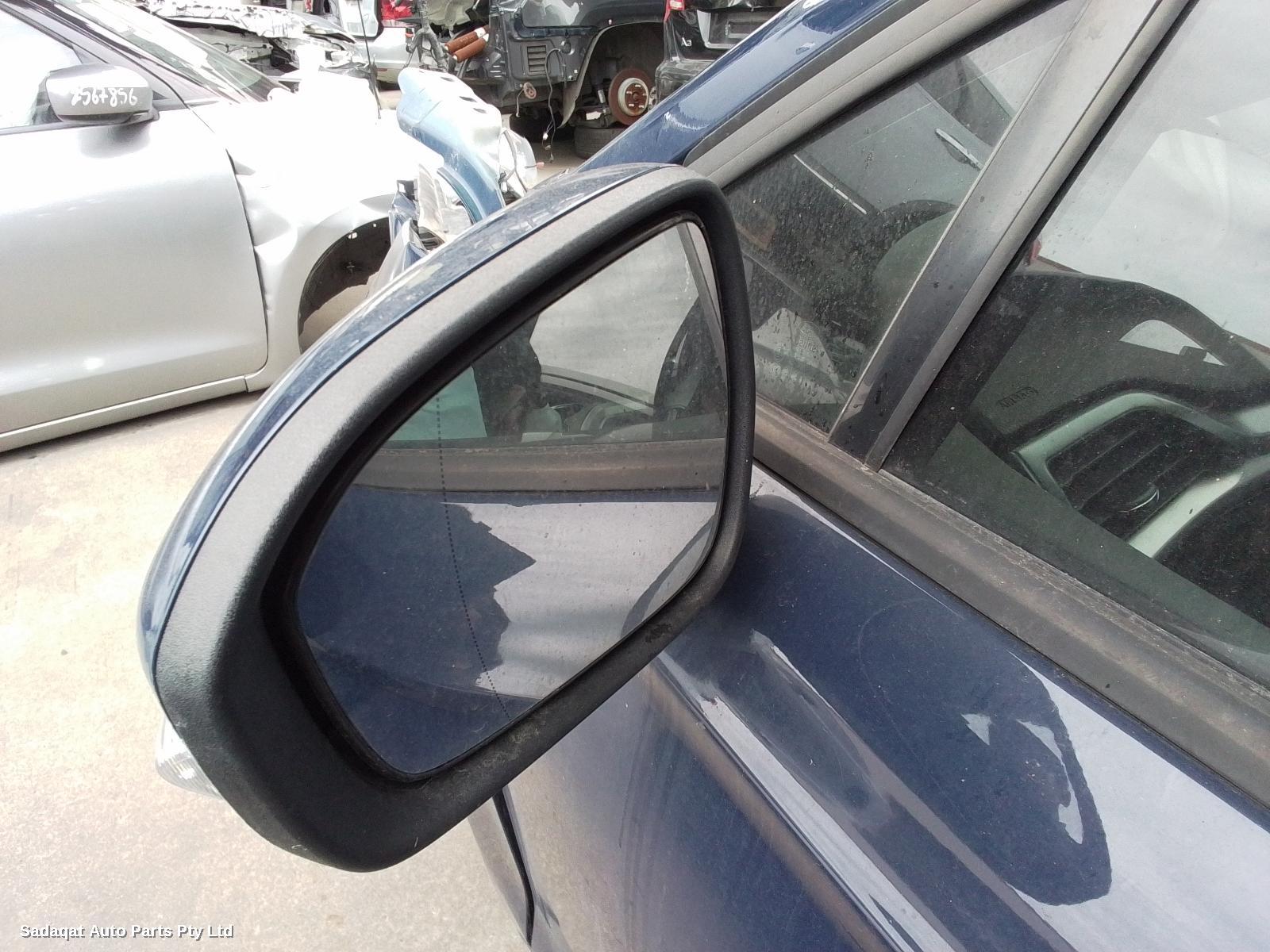 Ford Mondeo Right Front Door Window