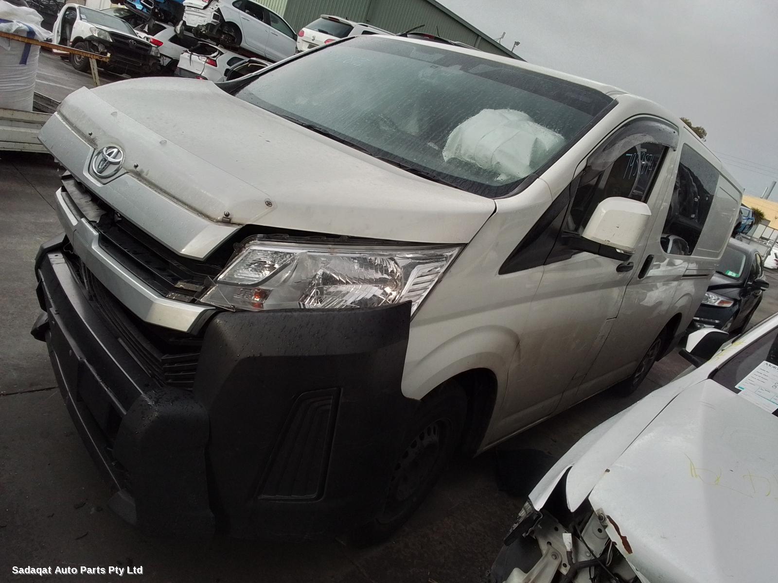 Toyota Hiace Right Door Mirror