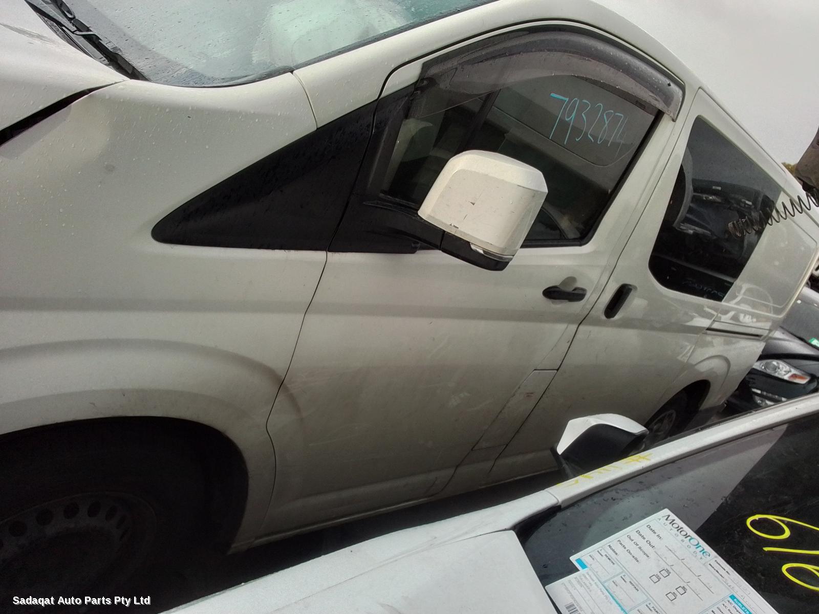 Toyota Hiace Right Door Mirror