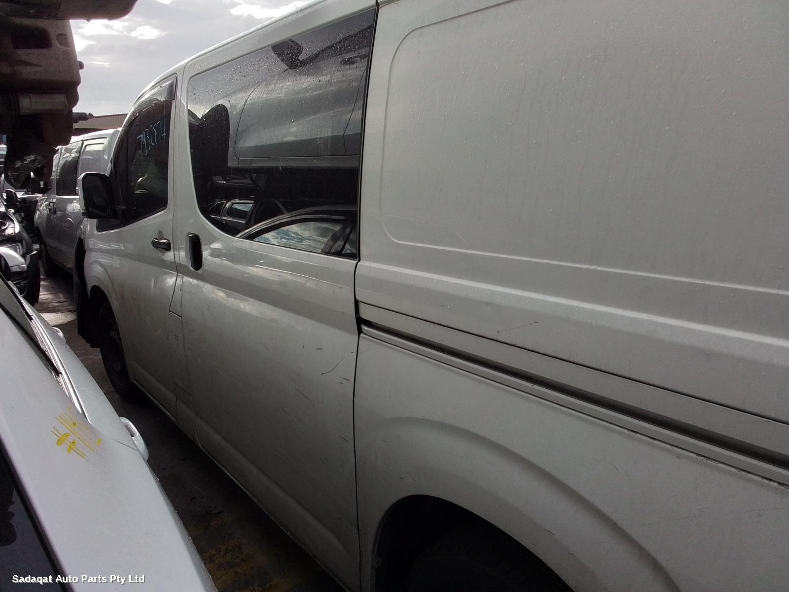 Toyota Hiace Right Door Mirror