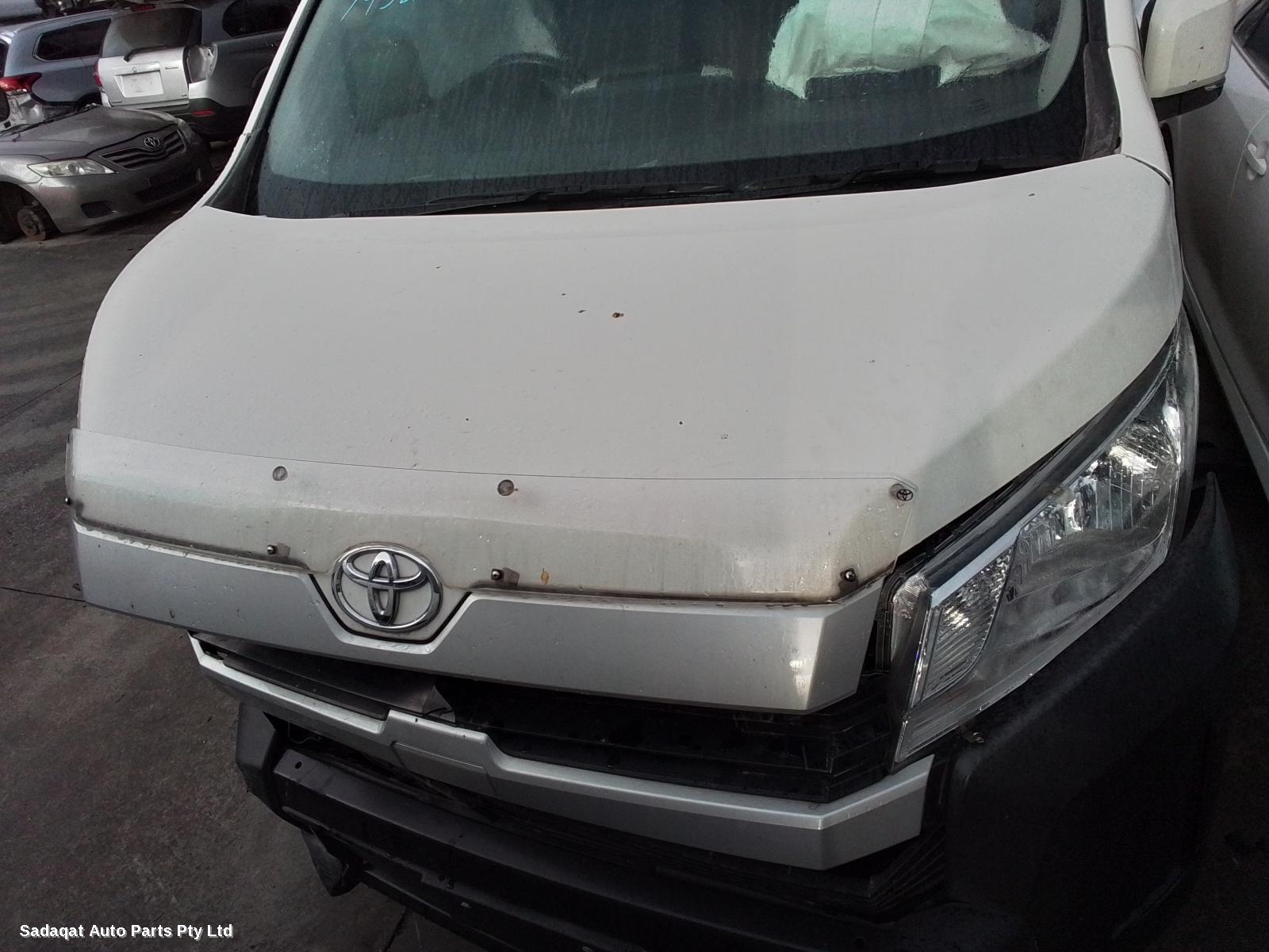 Toyota Hiace Right Door Mirror