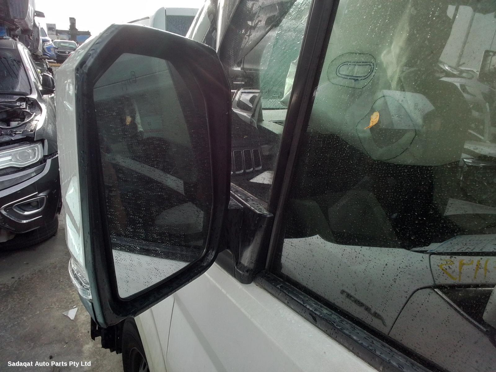 Toyota Hiace Right Door Mirror