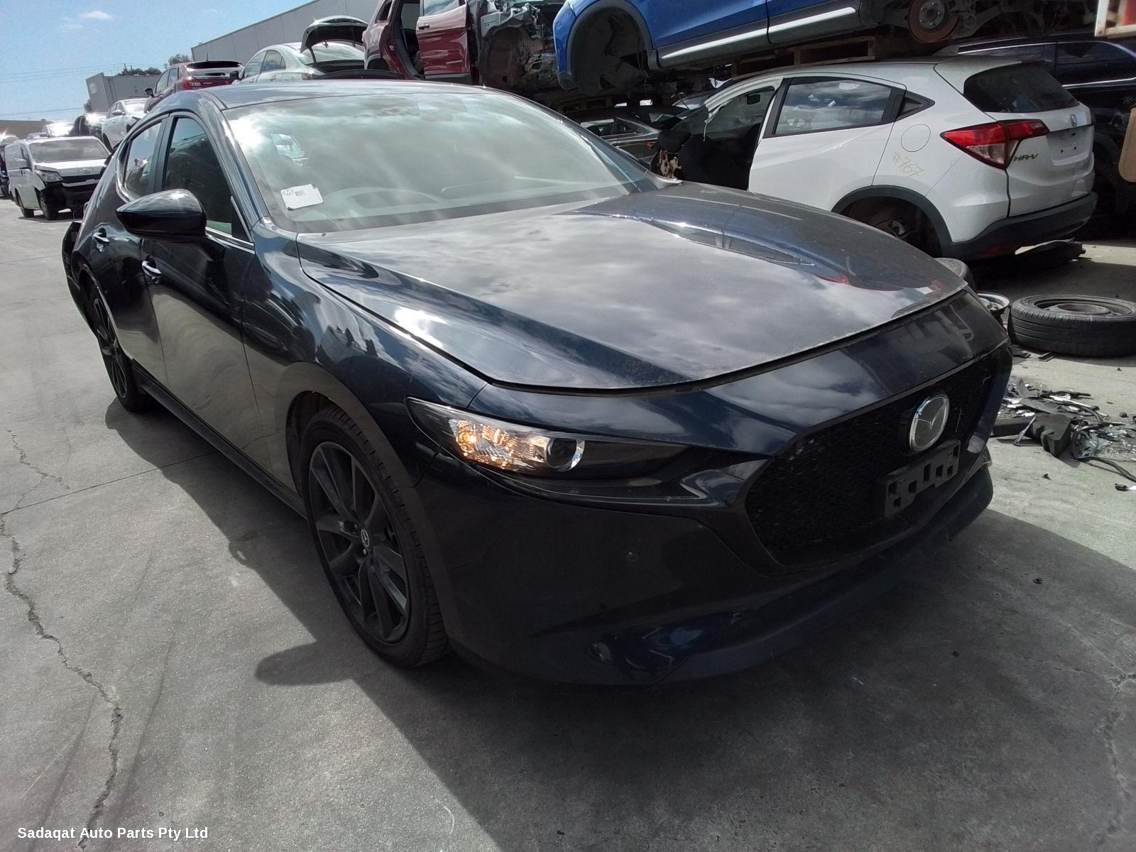 Mazda 3 Left Front Hub Assembly