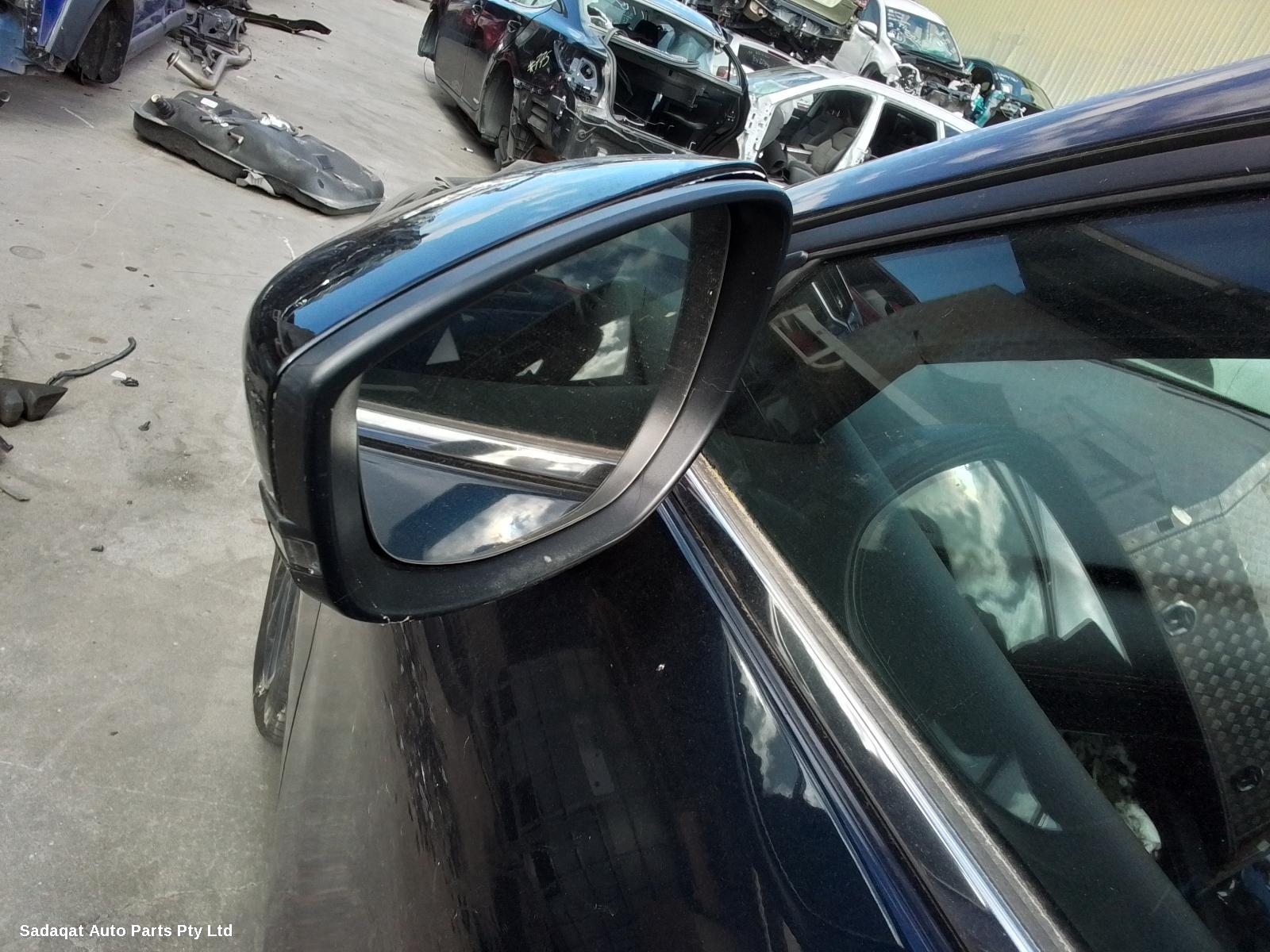 Mazda 3 Left Front Hub Assembly