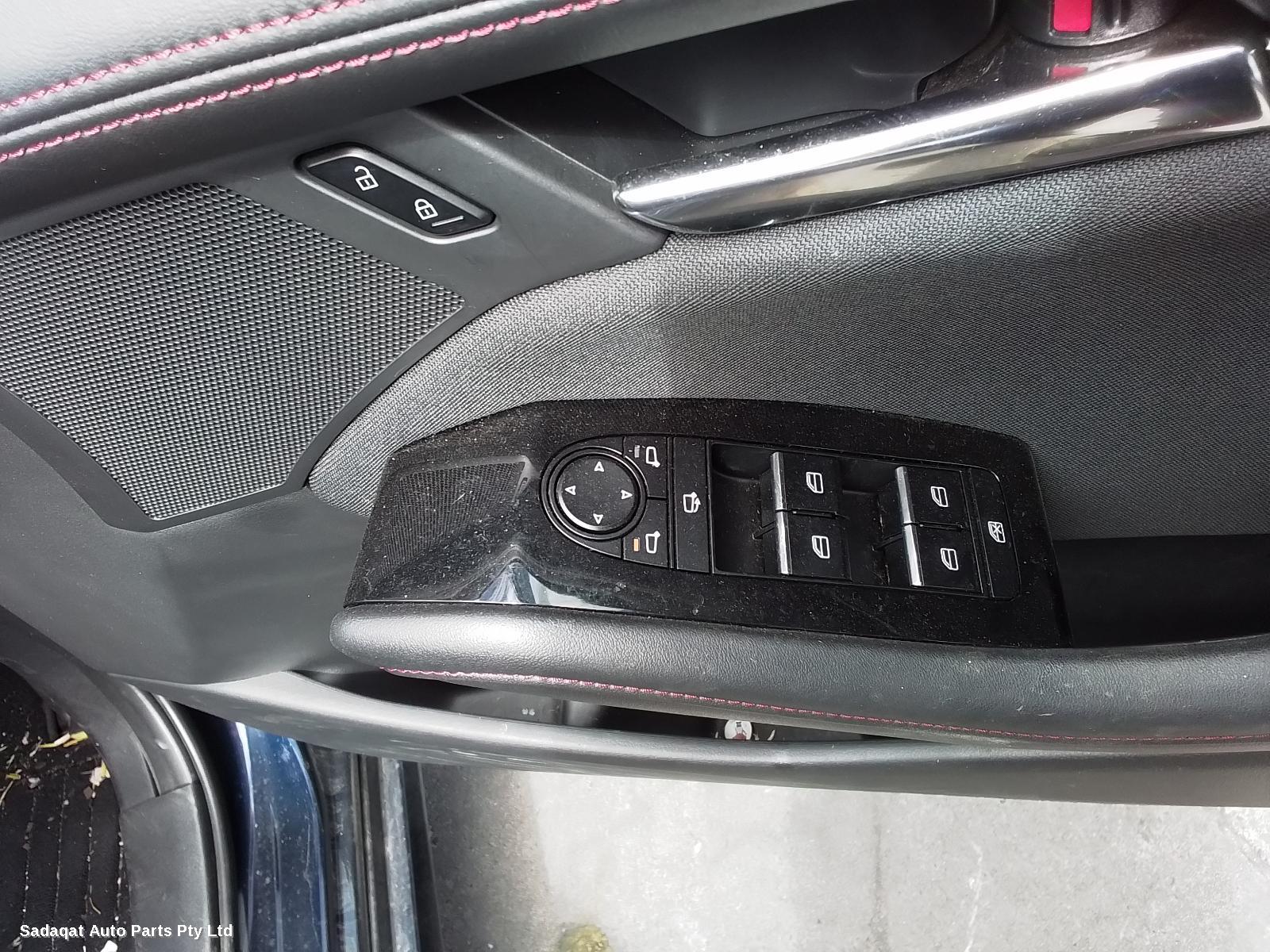 Mazda 3 Left Front Hub Assembly