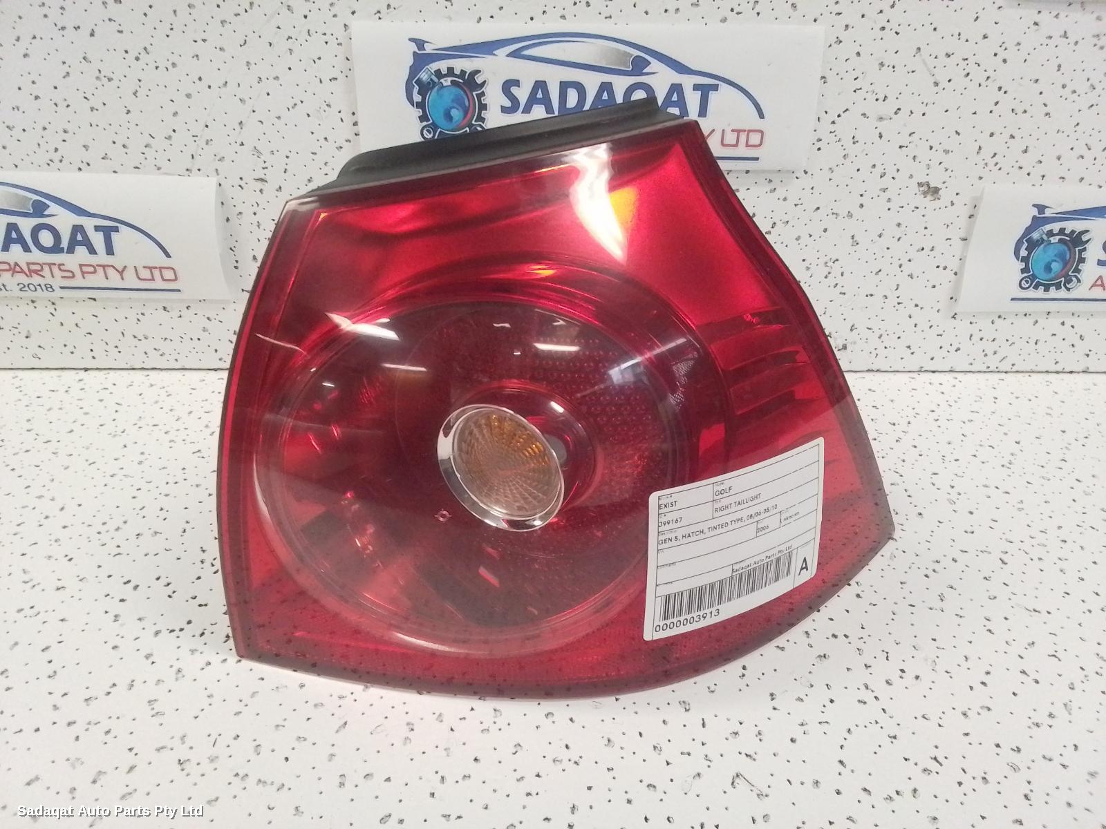 Volkswagen Golf Right Taillight