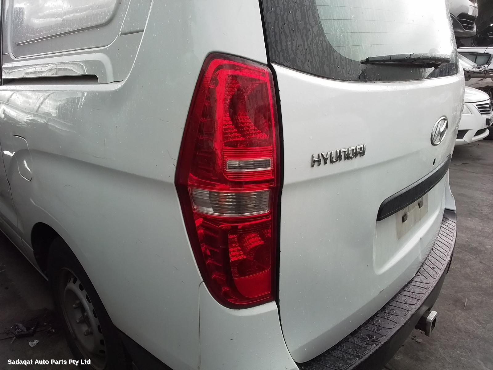 Hyundai Iload/imax Left Door Mirror