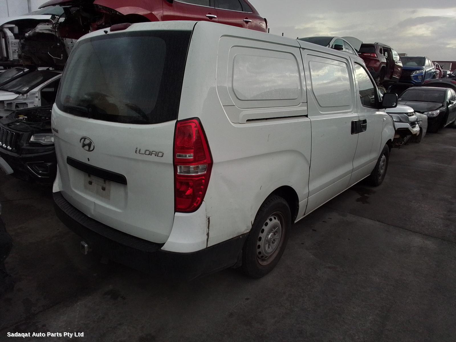 Hyundai Iload/imax Left Door Mirror