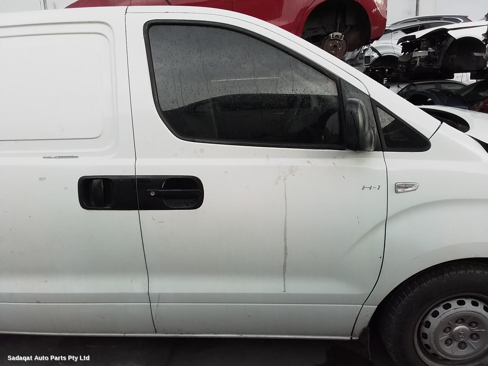 Hyundai Iload/imax Left Door Mirror