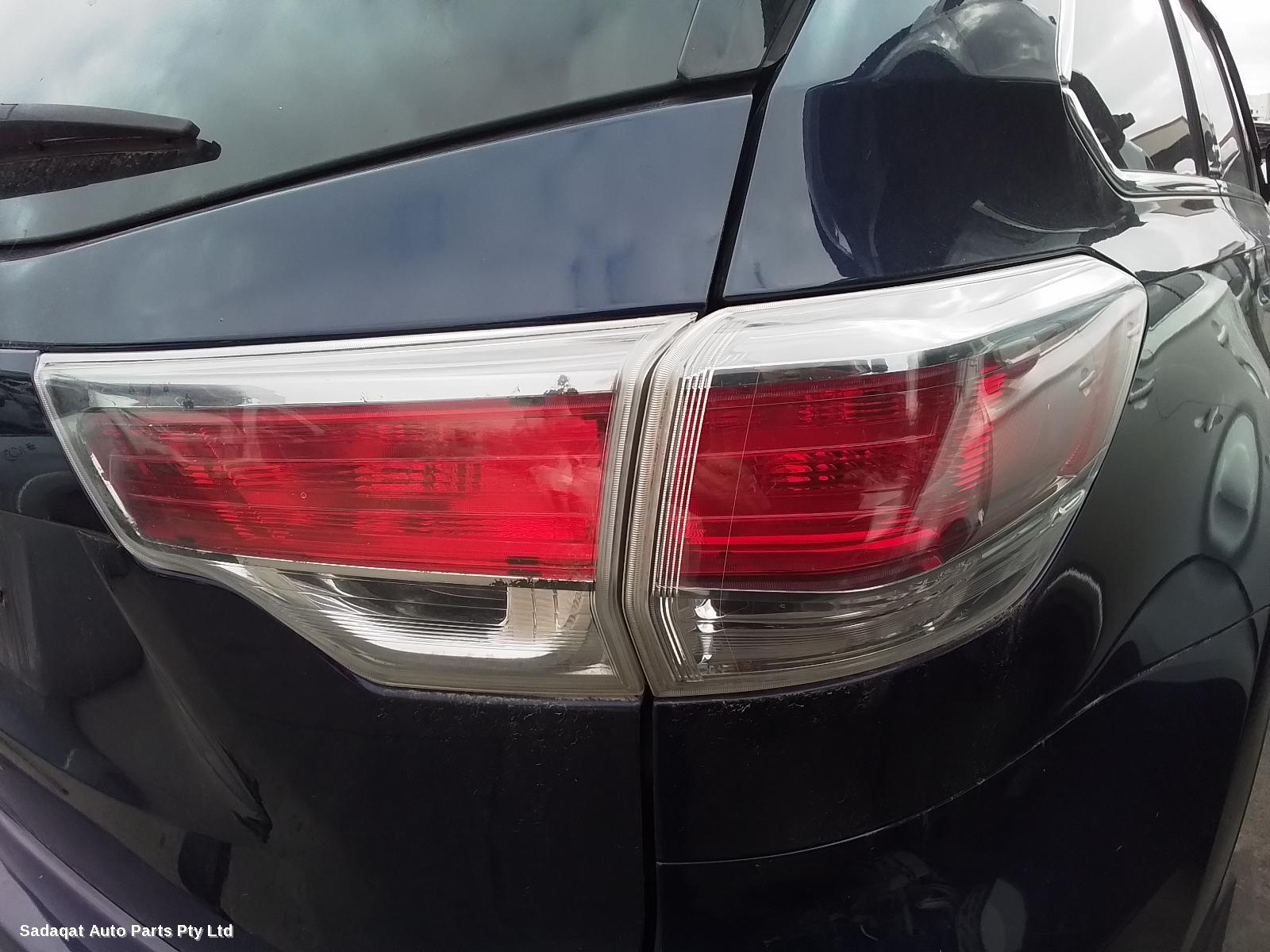 Toyota Kluger Left Guard