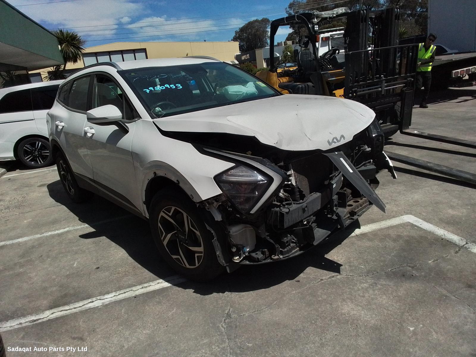 Kia Sportage Hoodlining