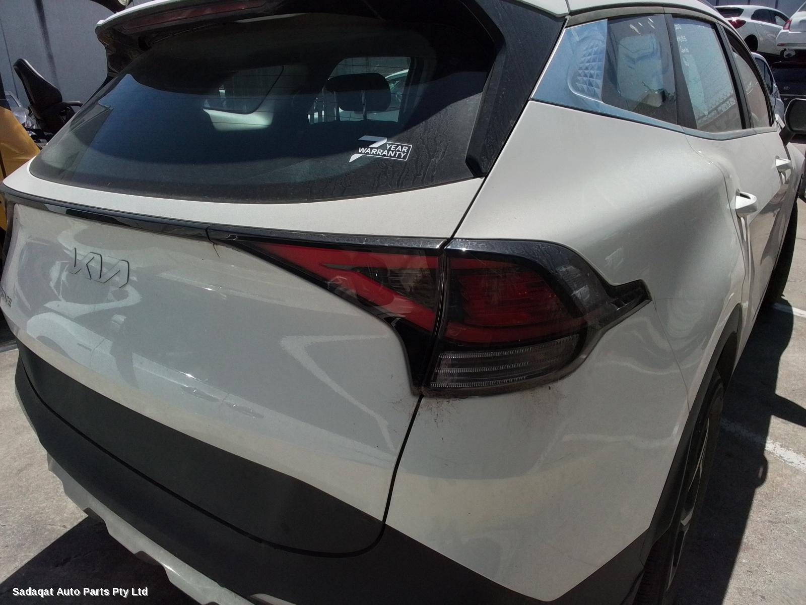 Kia Sportage Hoodlining