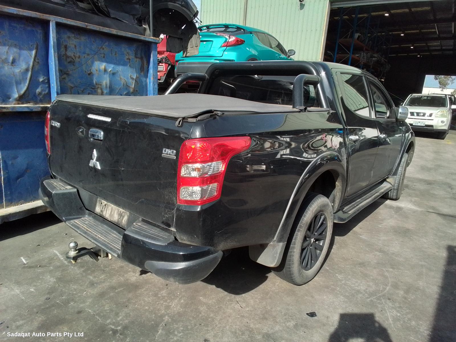 Mitsubishi Triton Right Taillight