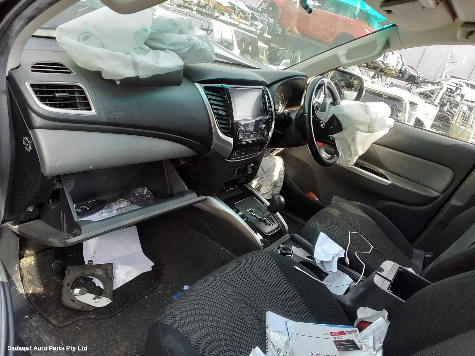 Mitsubishi Triton Right Taillight