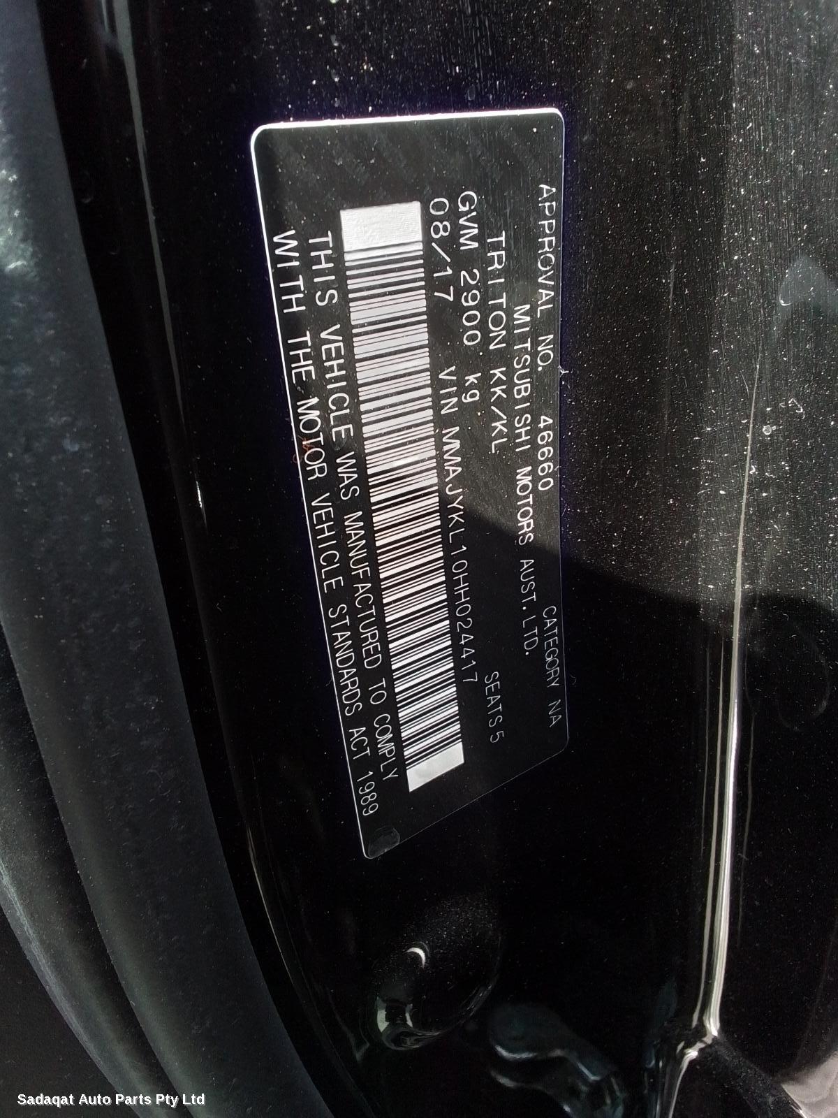 Mitsubishi Triton Right Taillight