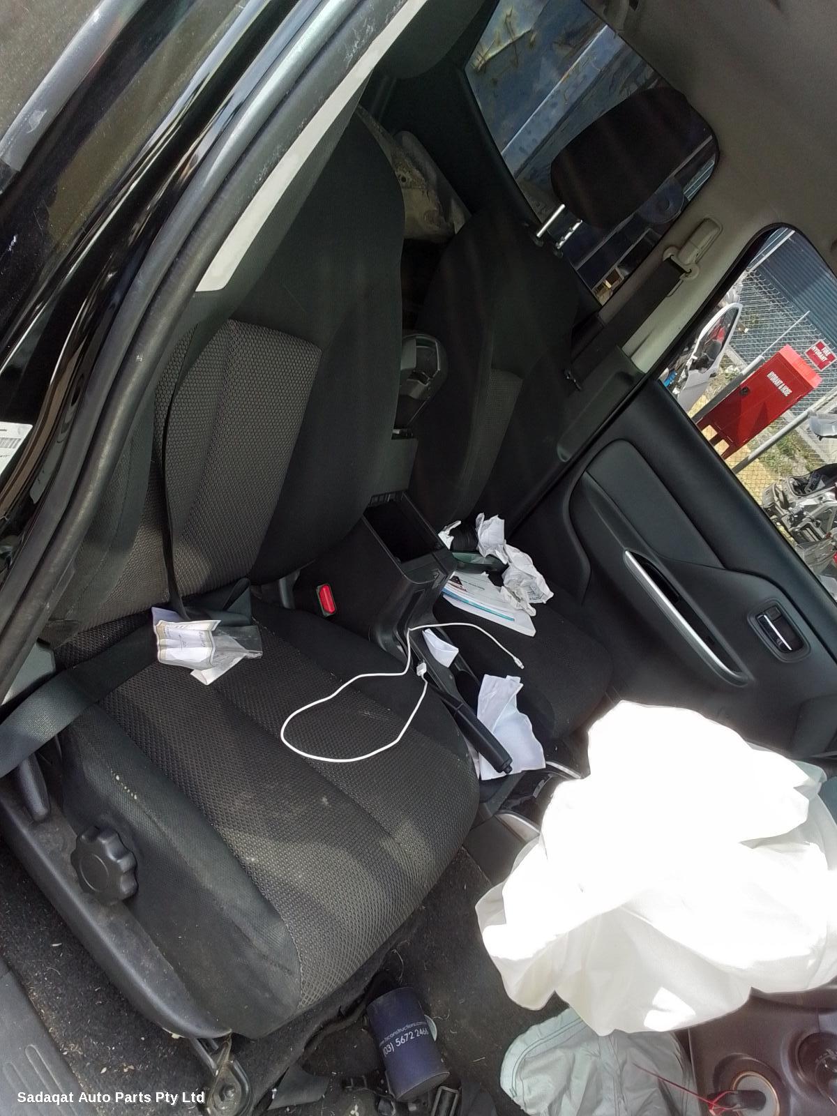 Mitsubishi Triton Right Taillight