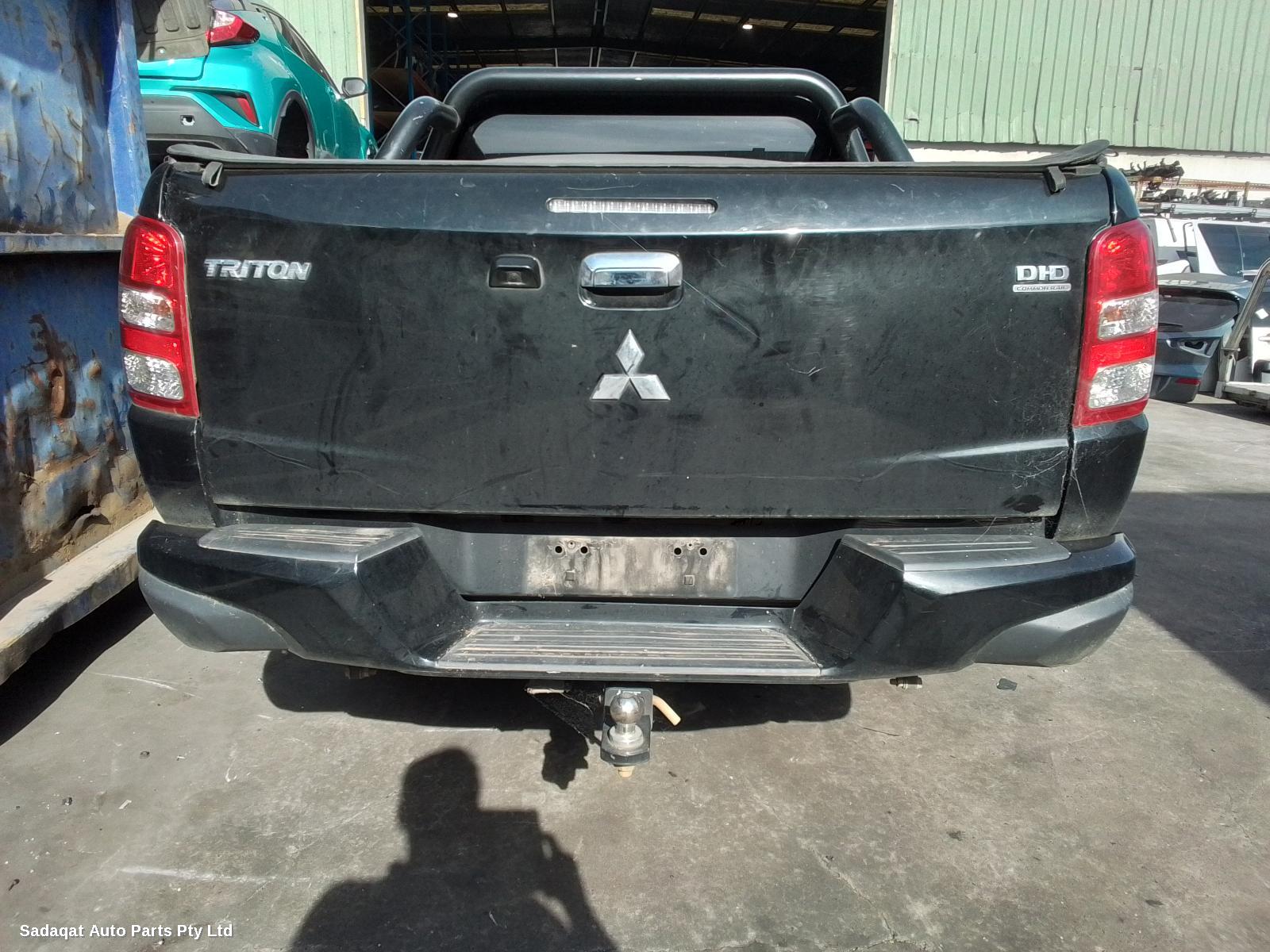 Mitsubishi Triton Right Taillight