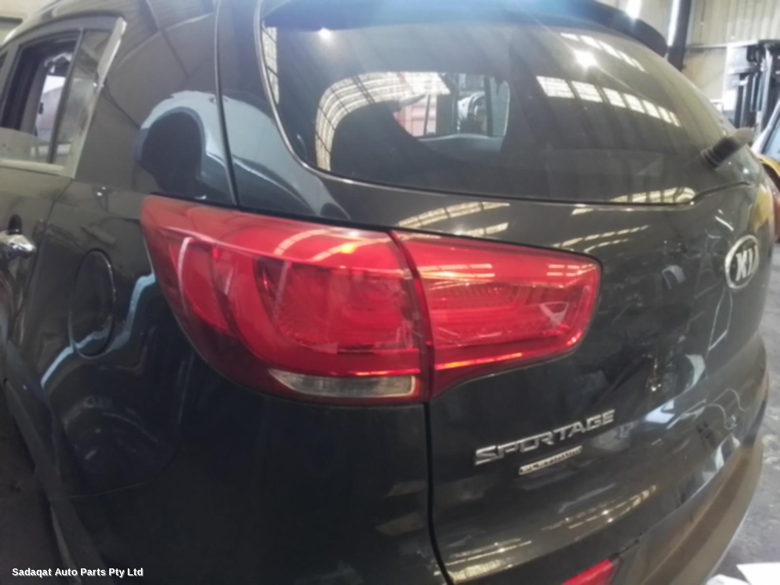 Kia Sportage Left Headlamp