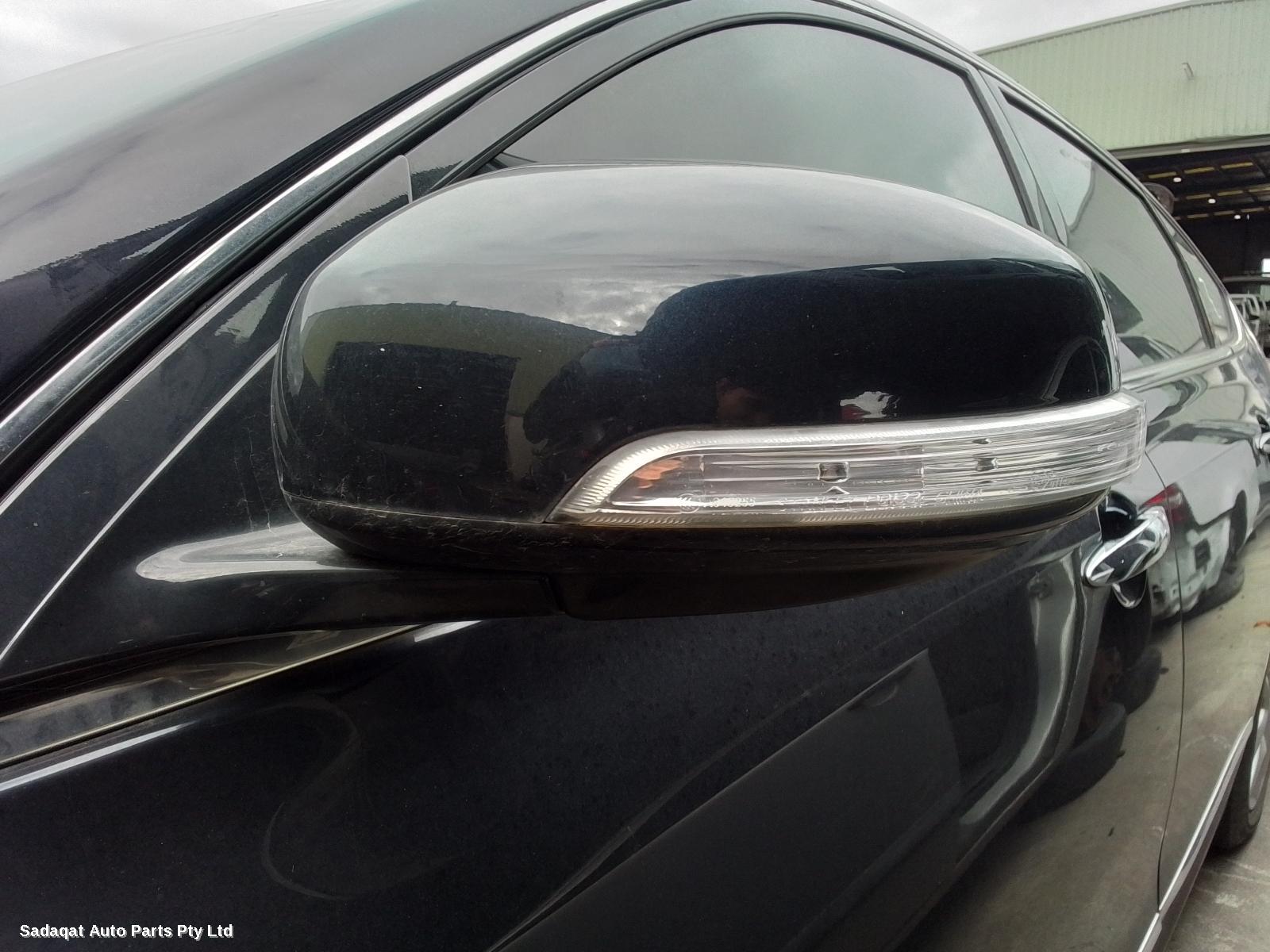Nissan Maxima Right Door Mirror