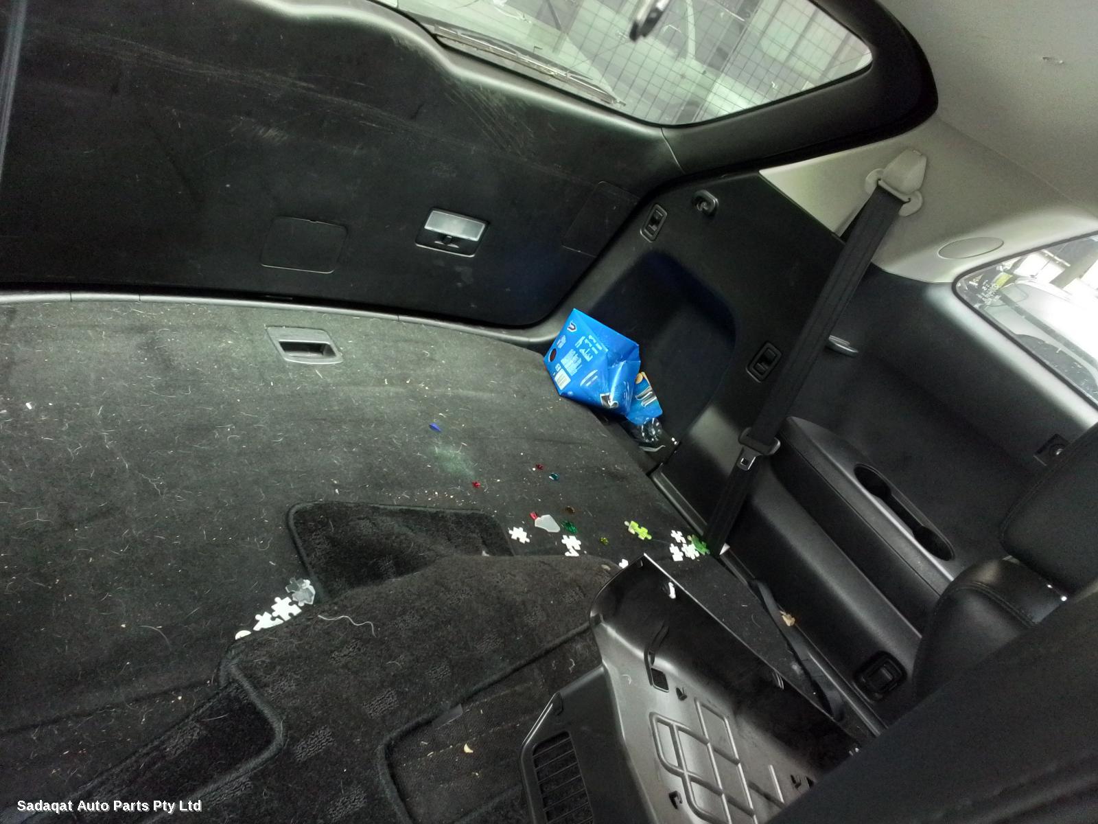 Mazda Cx9 Left Front Door Window