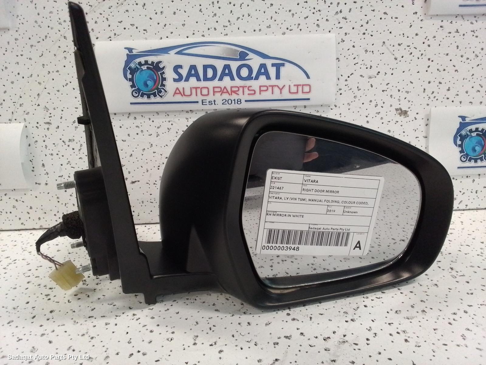 Suzuki Vitara Right Door Mirror