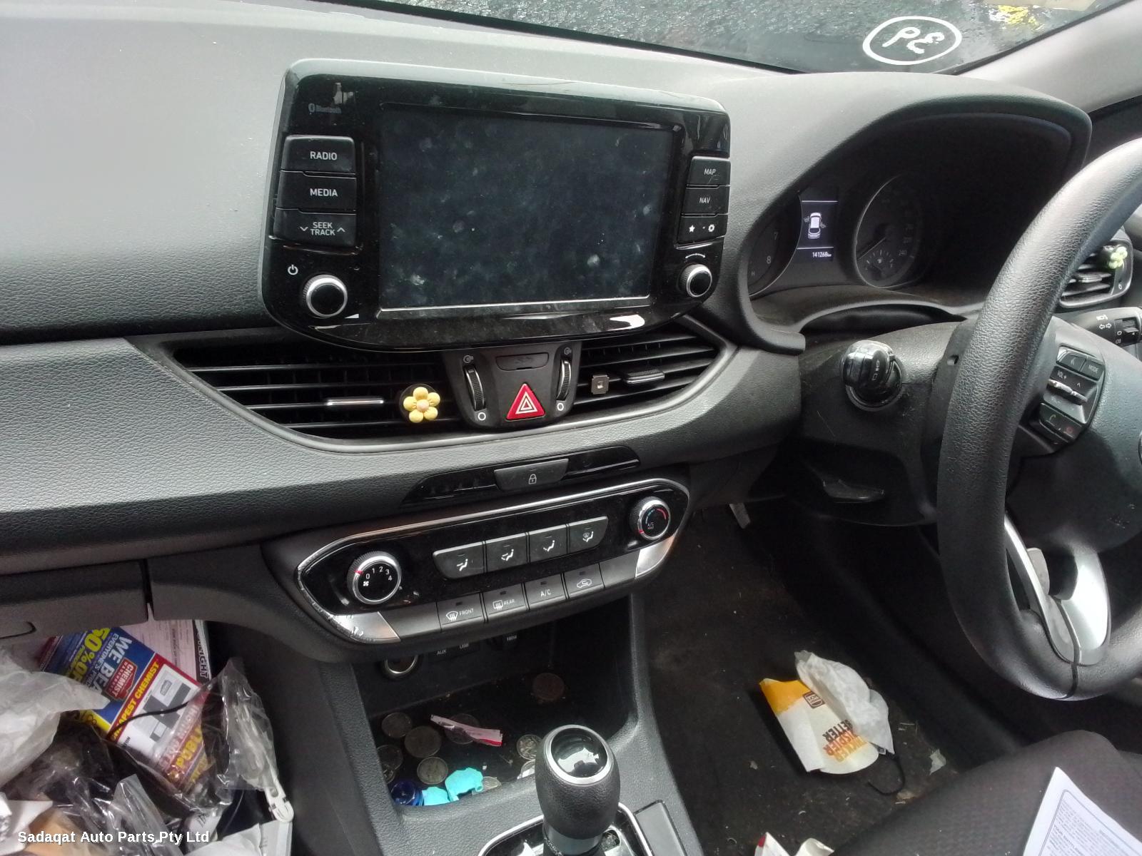 Hyundai I30 Right Indicator/fog/side